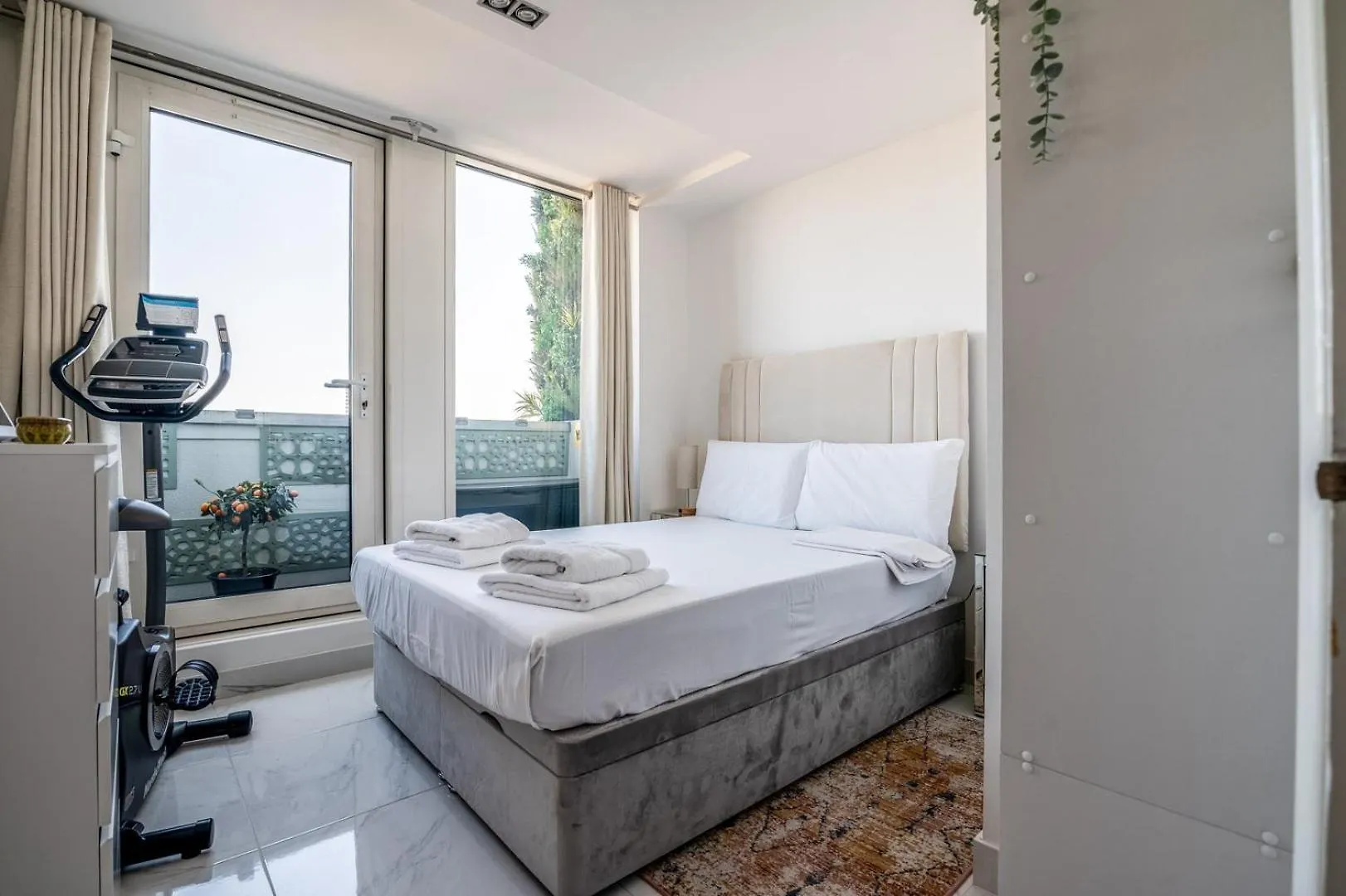 Apartment Canary Wharf Retreat With Free Secure Parking London United Kingdom