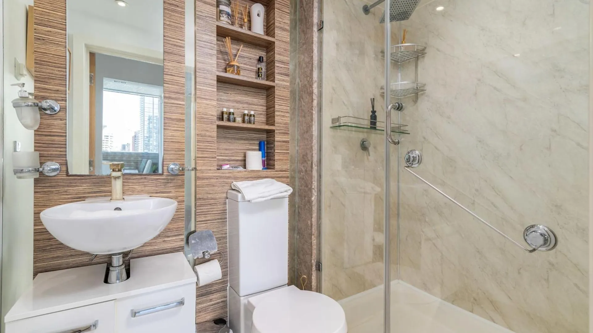 Canary Wharf Retreat With Free Secure Parking London 0*,  United Kingdom