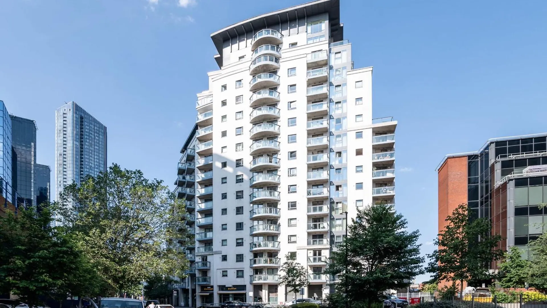 Apartment Canary Wharf Retreat With Free Secure Parking London United Kingdom