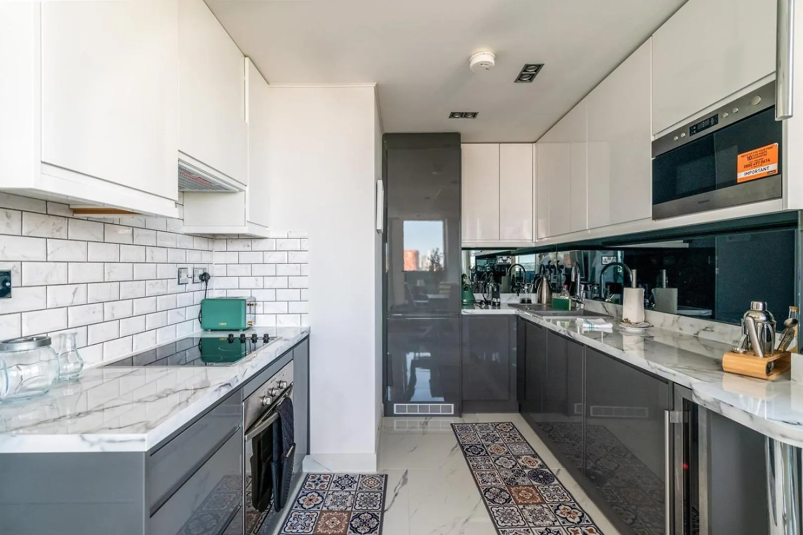 Canary Wharf Retreat With Free Secure Parking London Apartment